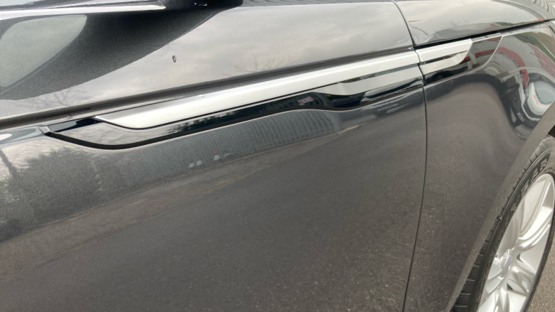 Land Rover Range Rover Velar 2.0 P400e SE 5dr Auto Estate